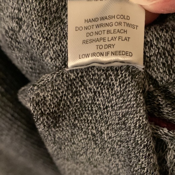 Skies are Blue grey heathered cardigan with side buttons long sleeves size 3x - Picture 10 of 10